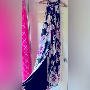 10P SLNY Maxi Dress